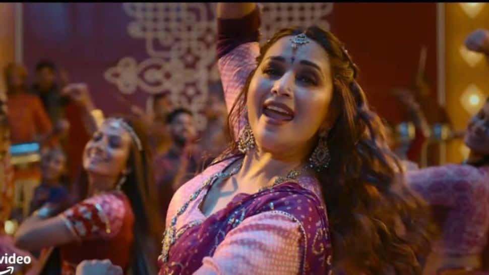  Maja Ma dance number ‘Boom Padi’ out! Madhuri Dixit grooves on this peppy Garba anthem - Watch