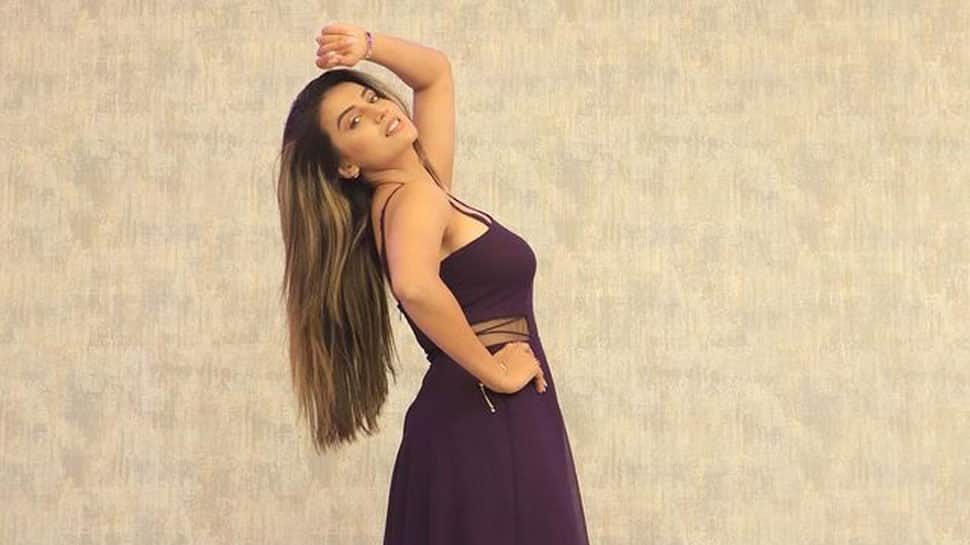 Bhojpuri Actress Akshara Singhs Alleged Intimate Viral Mms Video