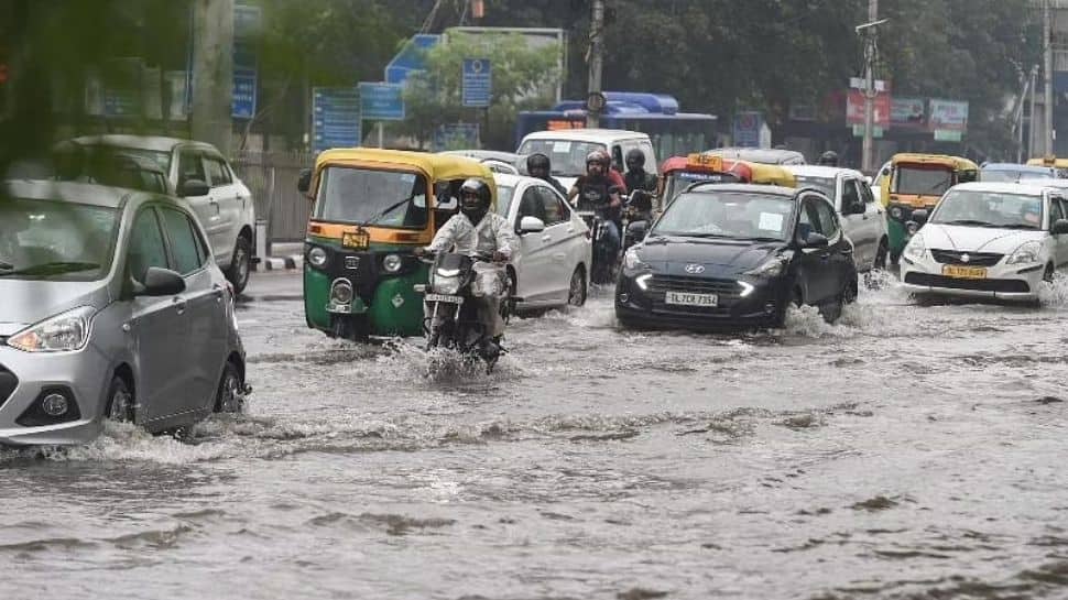 Weather Update: Heavy rains to lash Mumbai; IMD predicts extremely heavy falls over Uttarakhand, Uttar Pradesh - Check forecast