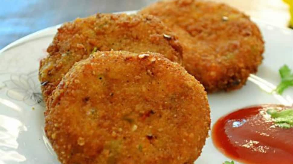 Evening snack recipe alert! Here is the EASIEST way to make Aloo Peanut Cutlets