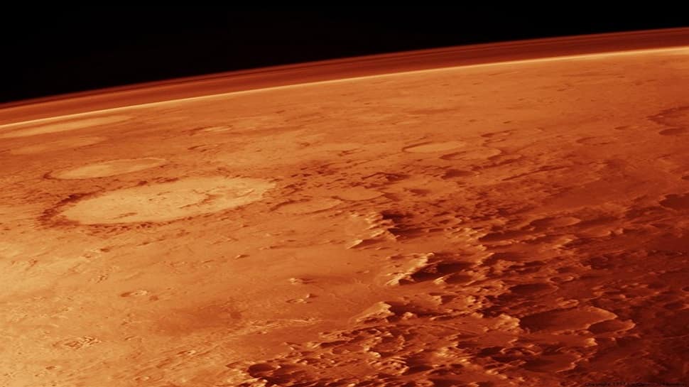 नासा के जेम्स वेब स्पेस टेलीस्कोप ने मंगल ग्रह की पहली तस्वीरें लीं- अंदर की तस्वीर