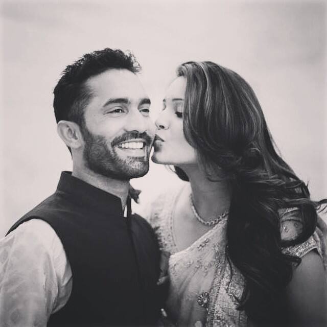 Here's Dipika Pallikal kissing Dinesh Karthik