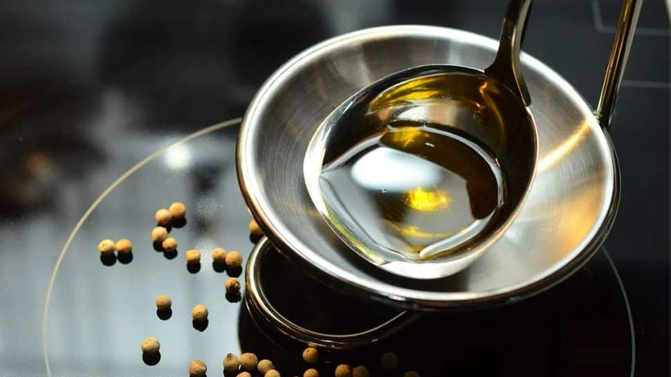 Which cooking oil is best for health? Check out 5 benefits of blended cooking oil