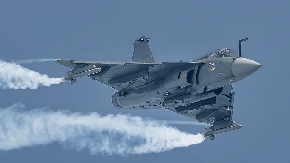 IAF Pilots flying India-made Tejas fighter jet calls the aircraft very CAPABLE with world-class missiles | Aviation News