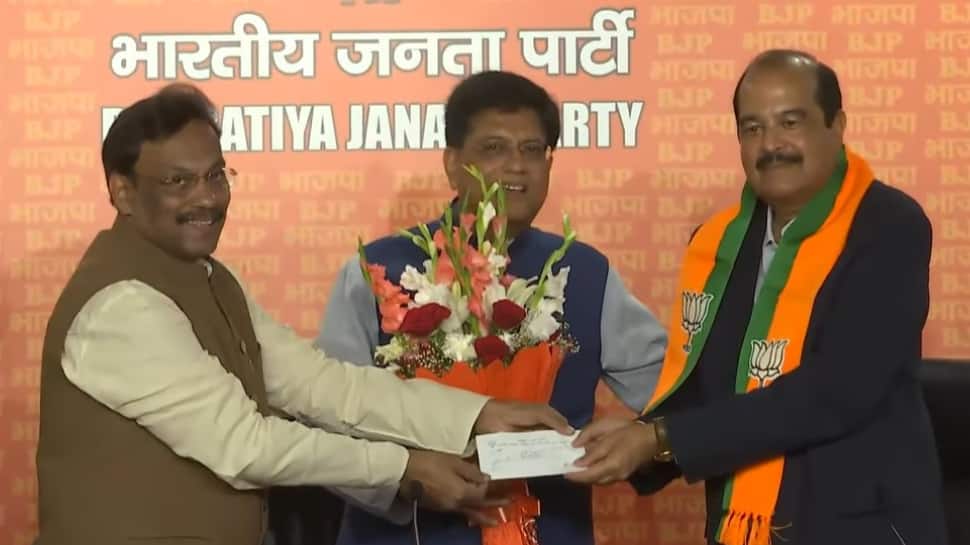 `Party has become vision-less, directionless and leaderless`: Himachal Congress working president Harsh Mahajan joins BJP