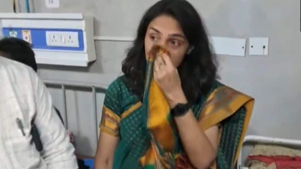 IAS officer breaks down on meeting child injured in bus accident: Watch