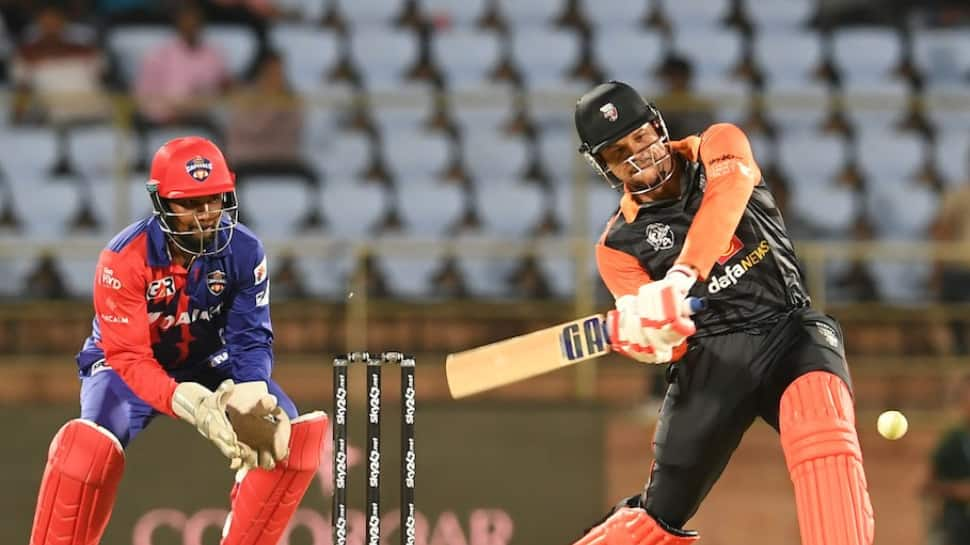 Legends League Cricket: Ricardo Powell&#039;s smashing 96 goes in vain as Manipal Tigers get knocked out despite win over India Capitals