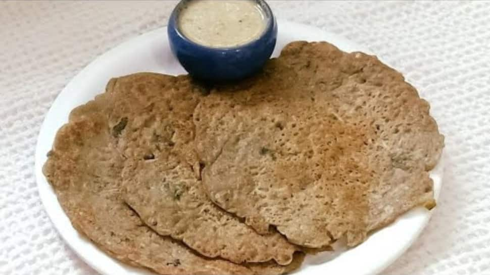 Navratri recipes 2022: Try this delicious Kuttu ka Cheela recipe!