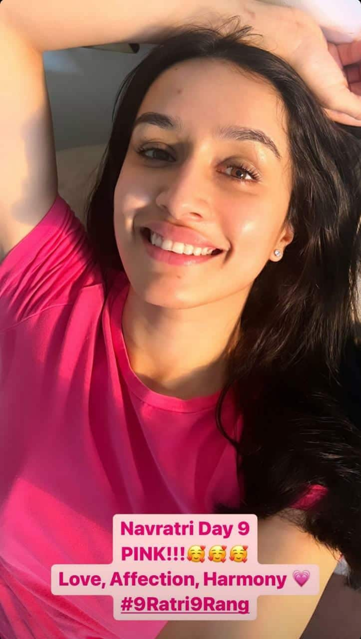 Shraddha Kapoor looks adorable in pink sweatshirt, clicks pictures