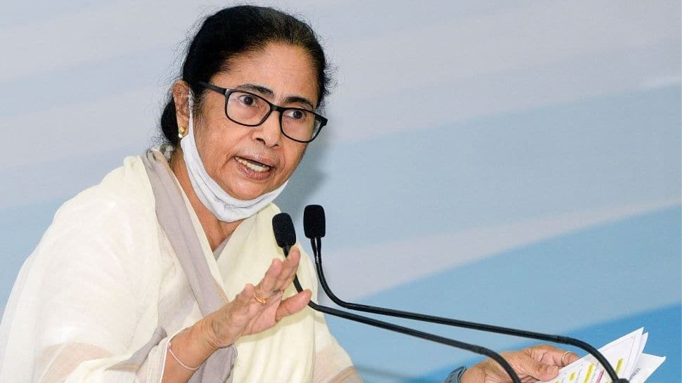&#039;Regrettable&#039;: Union Minister slams Mamata for not lauding Centre for UNESCO&#039;s Durga Puja honour