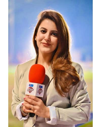 Roha Nadeem is a cricket presenter