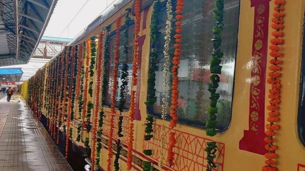 India&#039;s most luxurious train &#039;Palace on Wheels&#039; makes a COMEBACK after 2 years, Rajasthan CM Ashok Gehlot flags off