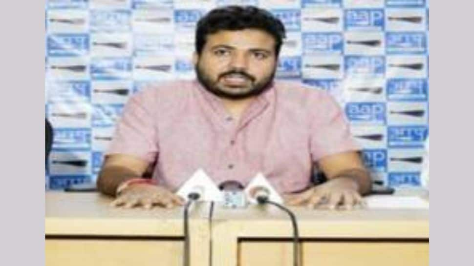 BJP-led MCD asking shopkeepers to pay ‘unjustified’ conversion charge: AAP leader Durgesh Pathak