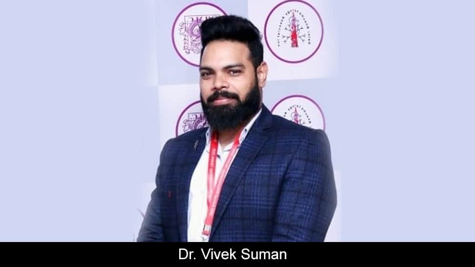 Dr Vivek Suman explains what happens in heart attack Health News Zee News