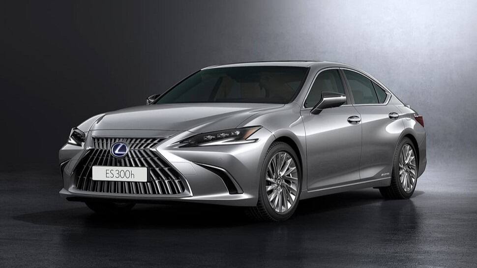 Updated Lexus ES 300h launched in India, prices start at Rs 59.71 lakh: Here’s what’s new!