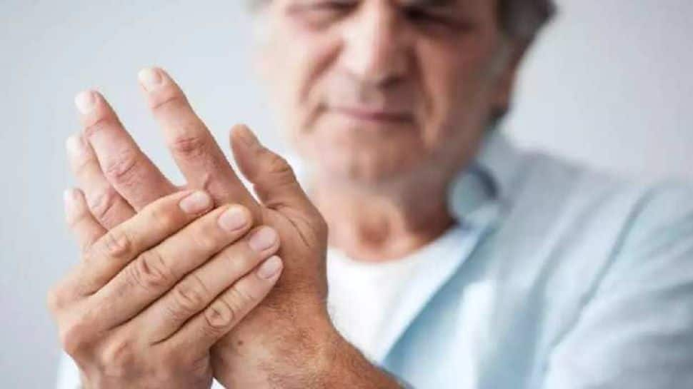 World Arthritis Day 2022: Early signs and symptoms which cannot be ignored