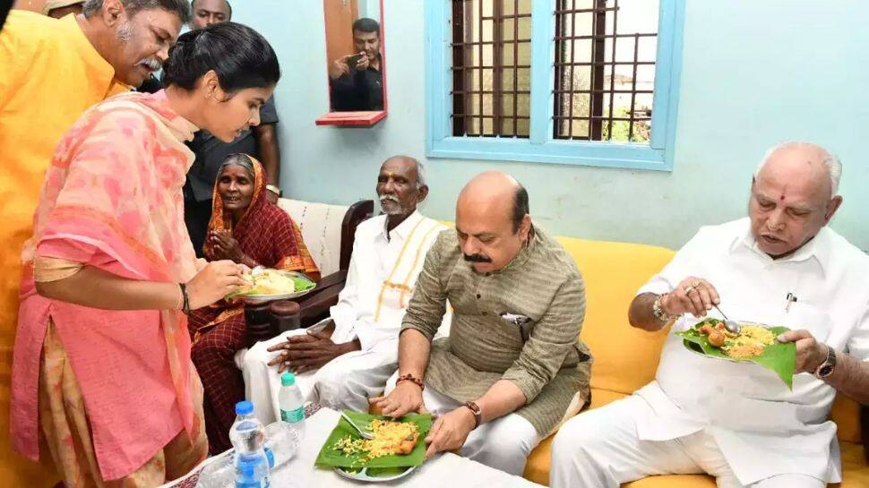 &#039;Photo-op for votes&#039;: Congress slams Karnataka CM Basavaraj Bommai, BJP over breakfast at Dalit&#039;s house