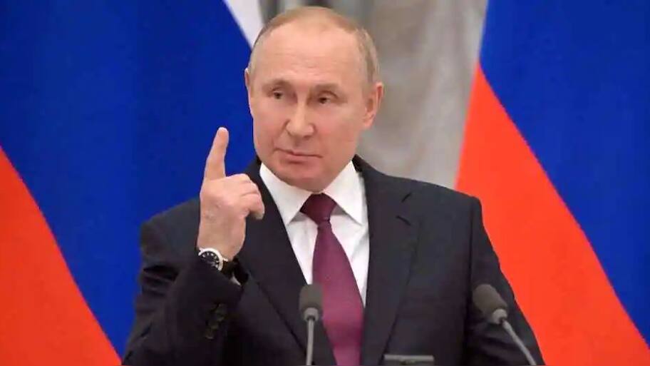'Russia will not sell oil at lower price cap,' says President Putin ...