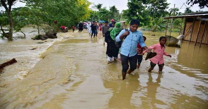 Flood Havoc In Many Districts Of Assam Watch Zee News 7783