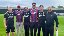 Afridi thanks Crystal Palace medical team before flying for T20 WC, PIC here