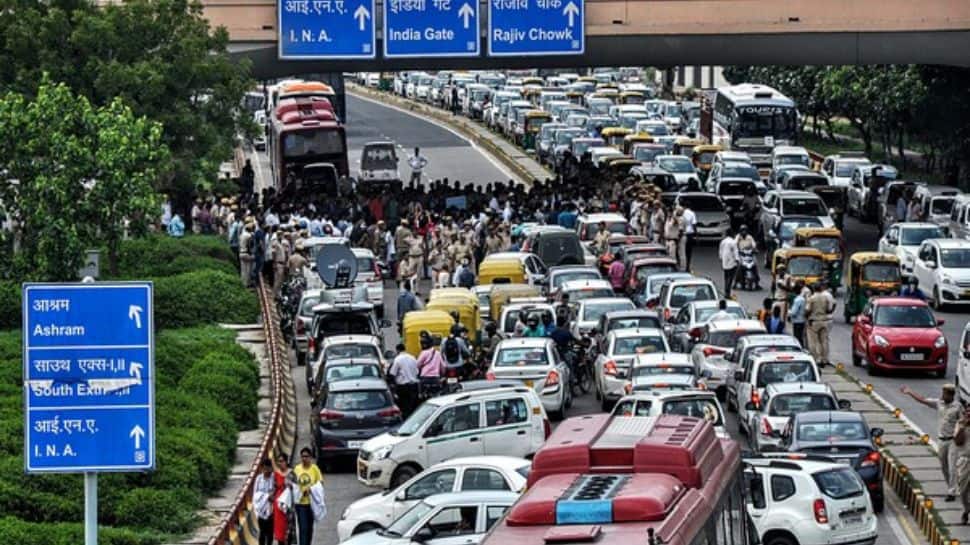 Delhi Traffic Update: Police to divert routes from 18-21 October, check list of roads to AVOID