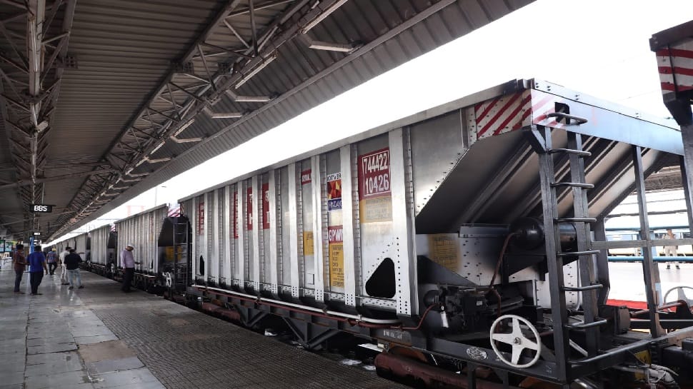 Indian Railways: First India-made aluminium freight rake inducted, 180 ...