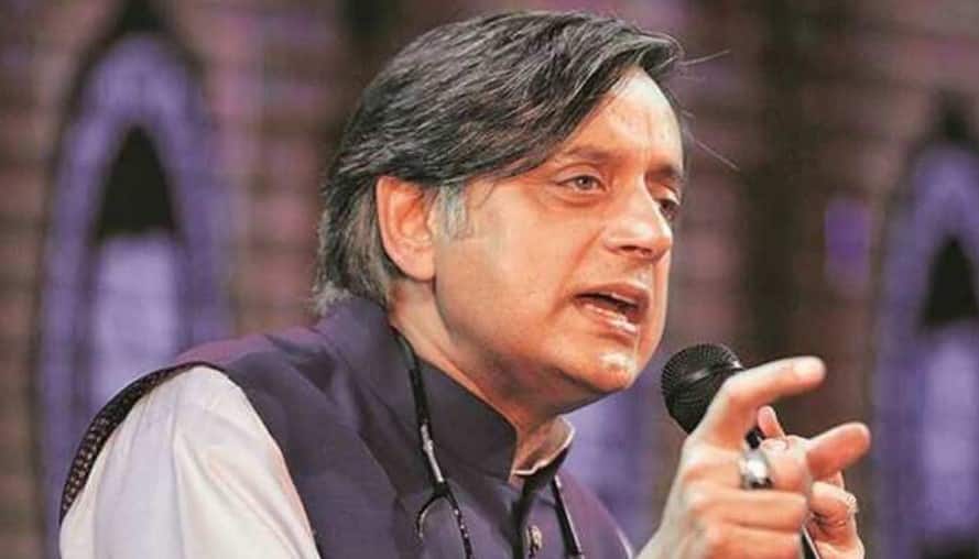 You can&#039;t miss Shashi Tharoor&#039;s &#039;netagiri&#039; jibe at Kharge camp ahead of Congress President polls