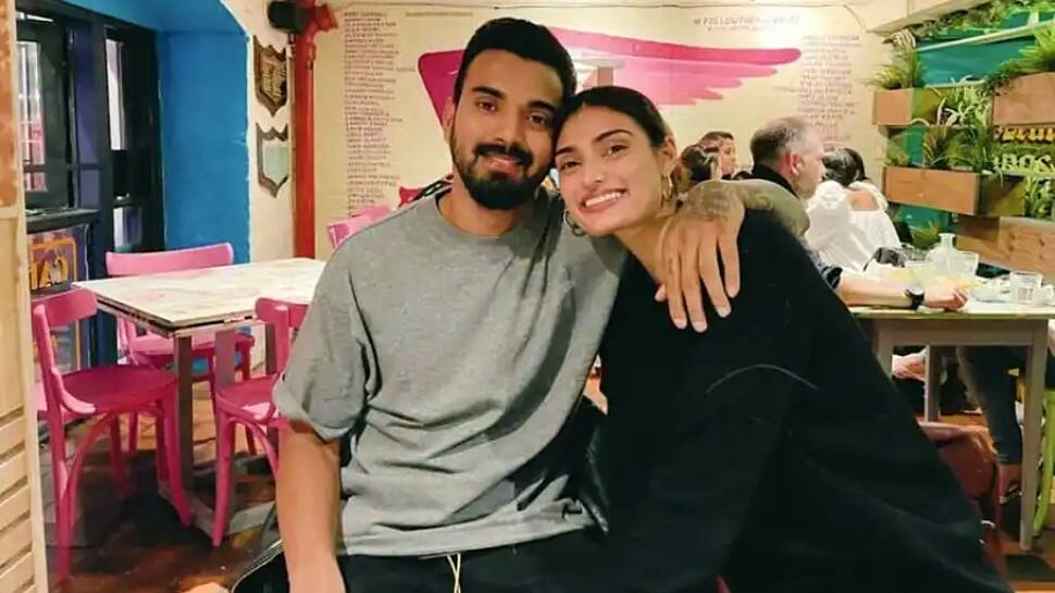 Team India opener KL Rahul warmed up in style for the T20 World Cup 2022 with a 50 off just 27 balls against Australia in a warm-up match at the Gabba in Brisbane. Rahul has been dating Bollywood star Athiya Shetty for a few years now. (Source: Twitter)