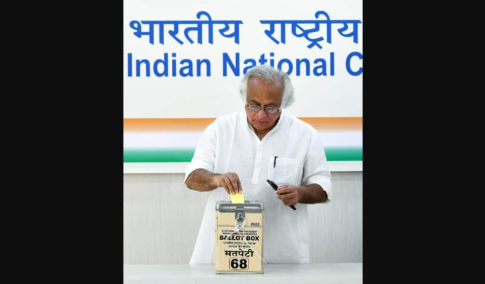 Congress leader Jairam Ramesh casts his vote for the party's presidential elections