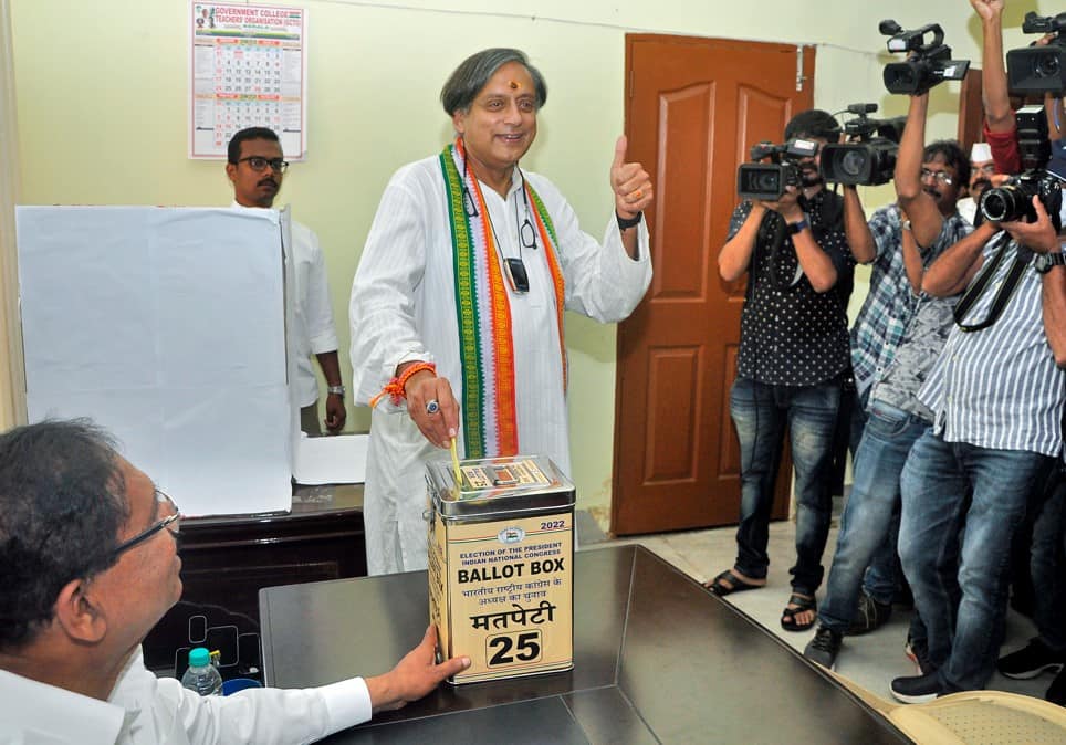 Congress presidential candidate Shashi Tharoor casts his vote for the presidential election