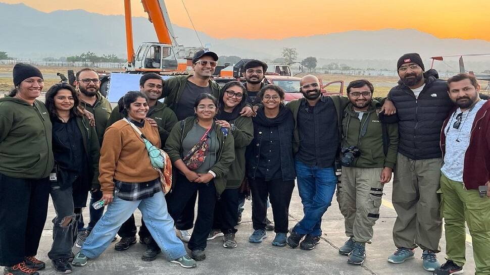 Vicky Kaushal Pens Down Emotional Note As First Schedule Of Sam Vicky Kaushal Pens Down Emotional Note As First Schedule Of Sam