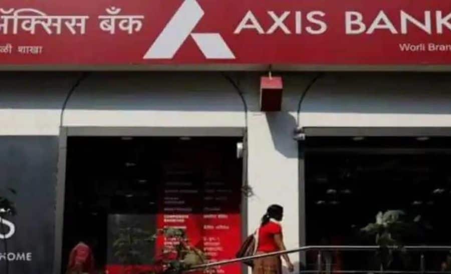 Axis Bank Hikes Mclr Rate By 25 Bps Making Loans Costlier Check Rates Here Personal Finance 1129