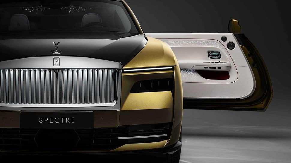 RollsRoyce Spectre Meet the World's most luxurious Electric Car, gets