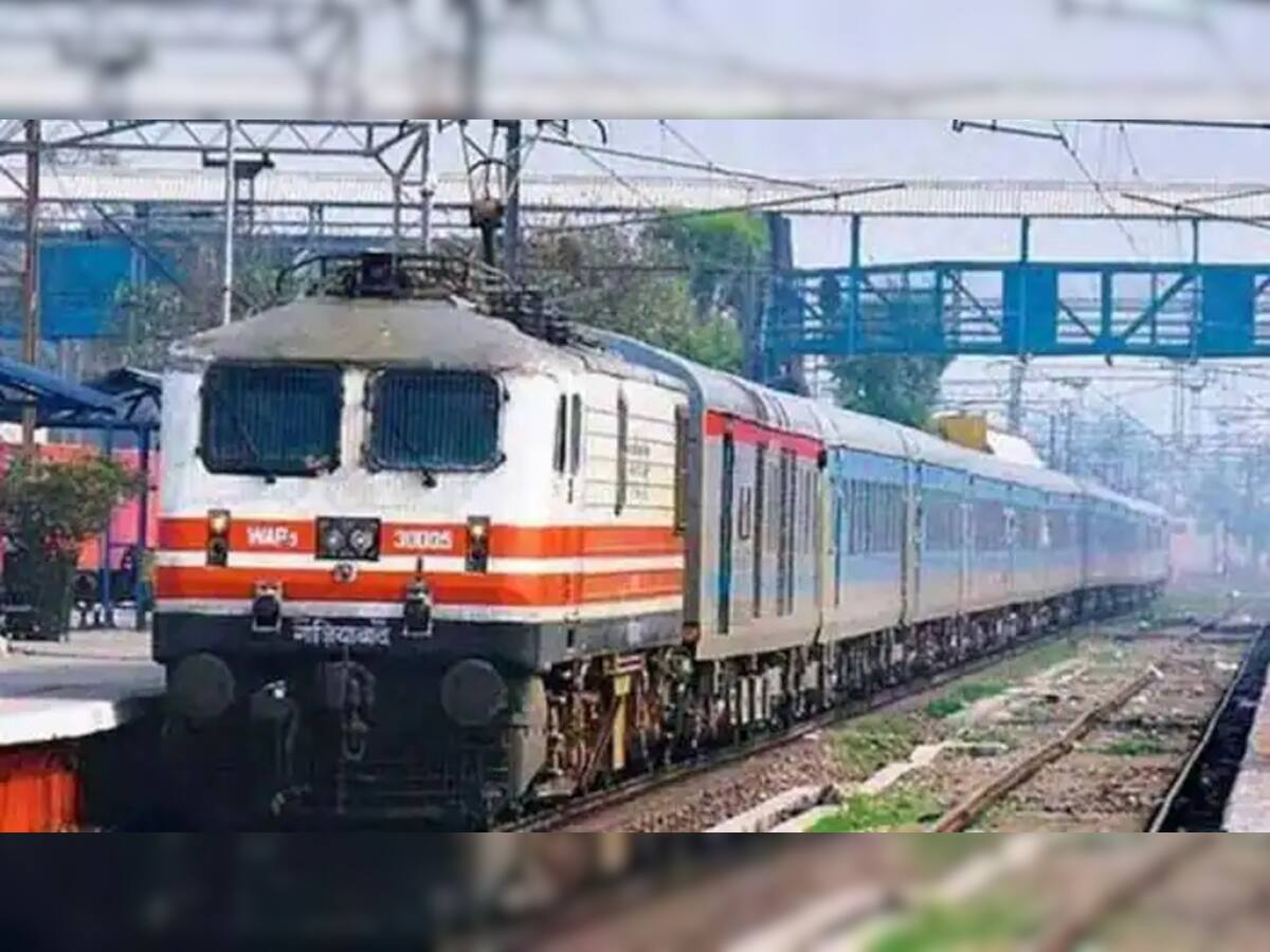 Indian Railways begins 32 additional special trains for Chhath Puja