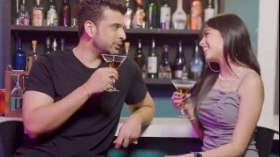 Karan Kundrra gets BRUTALLY trolled for romancing 12-year-old Riva Arora in new reel 