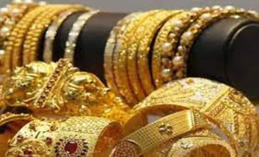 Gold Price today, 20 October 2022: Gold prices fall due to weak global cues; Check latest rates