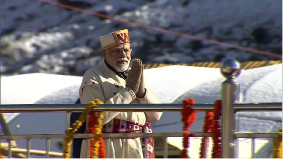 PM Narendra Modi fulfils a PROMISE, wears &#039;SPECIAL DRESS with SPECIAL CONNECTION&#039; at Kedarnath