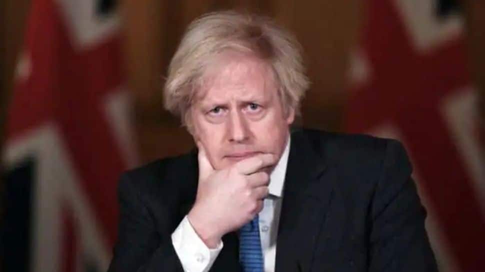 UK political crisis: Ex-UK PM Boris Johnson &#039;booed&#039; by passengers on flight back home
