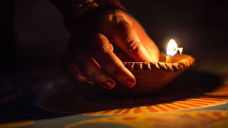 Choti Diwali 2022: Date, Shubh muhurat, puja vidhi and significance of this day