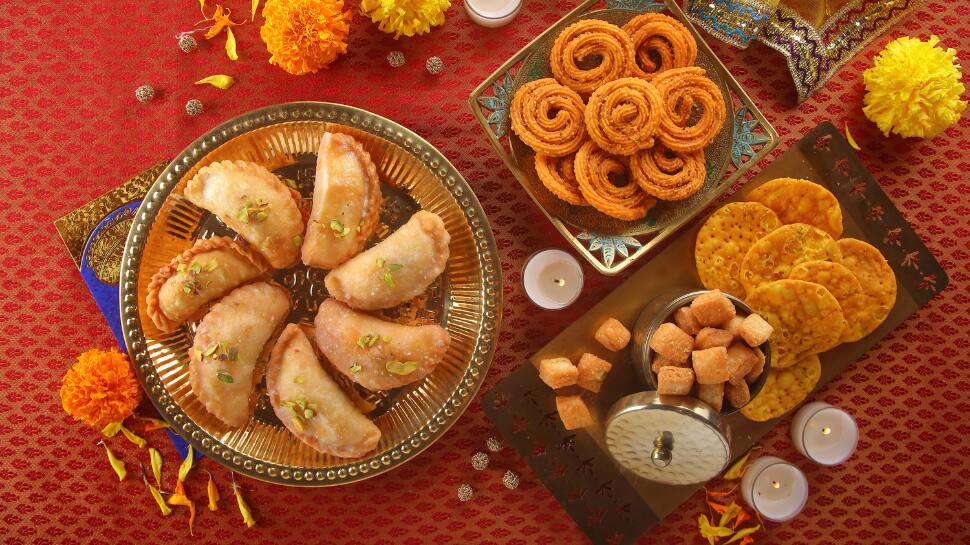 Diwali 2022 recipes: Try out this recipe for all-time favourite sweet Shakarpara