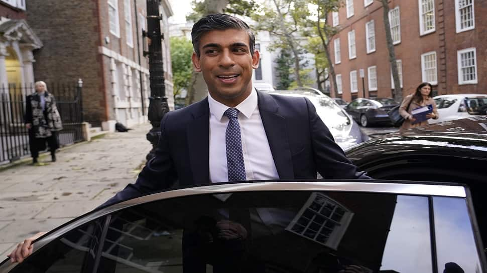 Indian-origin Rishi Sunak elected as UK&#039;s new Prime Minister