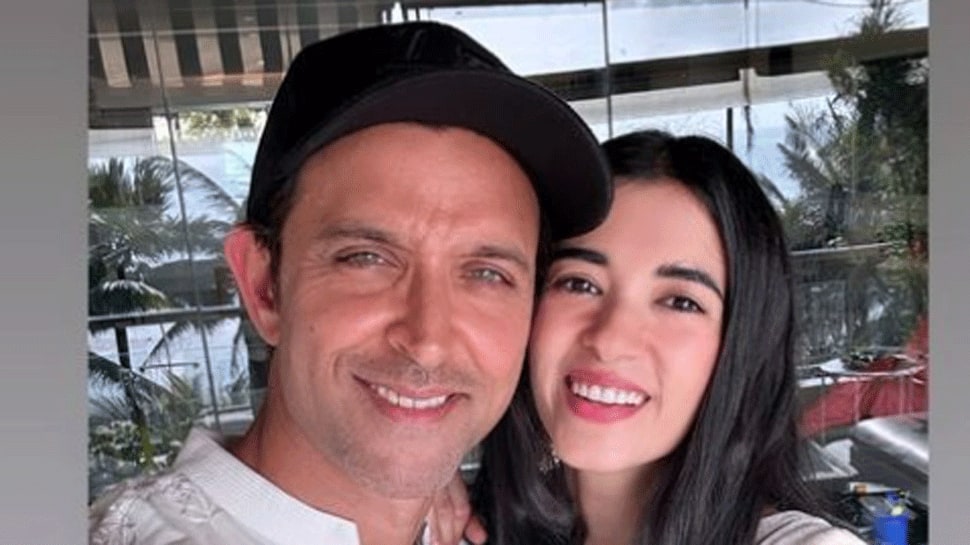 Hrithik Roshan celebrates first Diwali with ladylove Saba Azad, check inside celebration photos