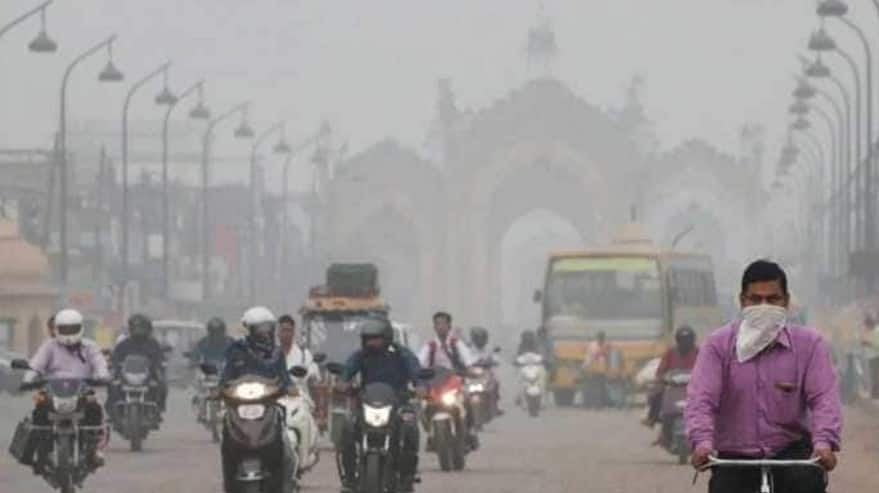 Delhi Air Pollution Fire Services Starts Sprinkling Water At 13 Hotspots India News Zee News 7593