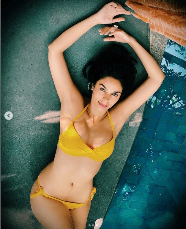 Mallika Sherawat slays in yellow bikini 