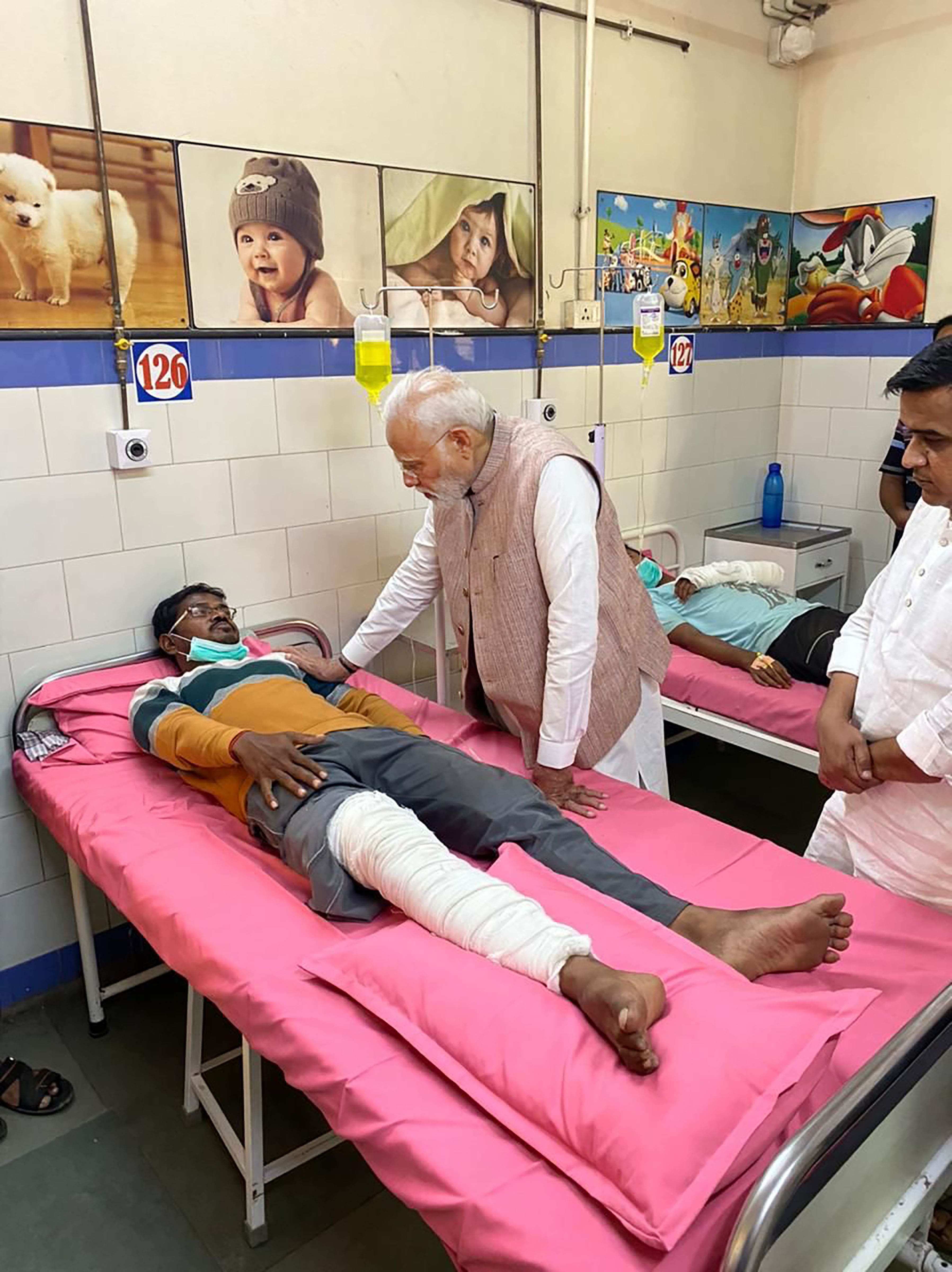 Morbi bridge collapse: PM Modi meets injured victims in civic hospital