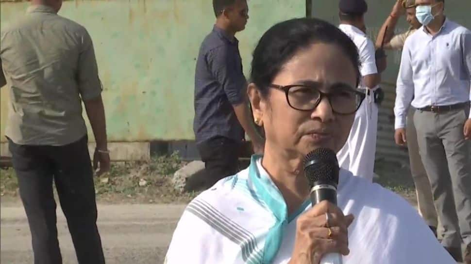 &#039;Where is ED, CBI?: Mamata Banerjee demands judicial enquiry into Morbi bridge incident