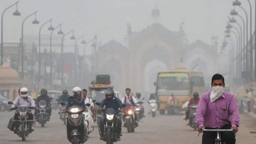 Noida schools ordered to hold online classes due to increasing air pollution