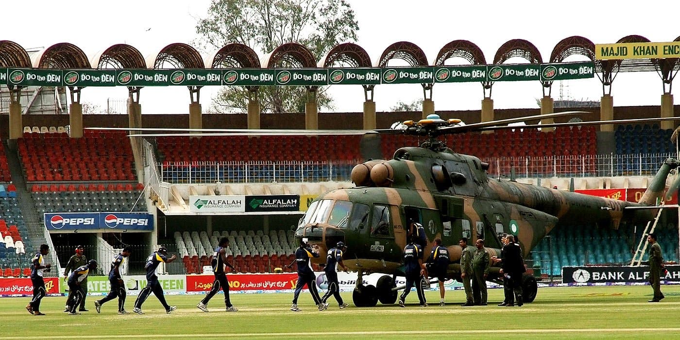 Sri Lankan cricket team attacked