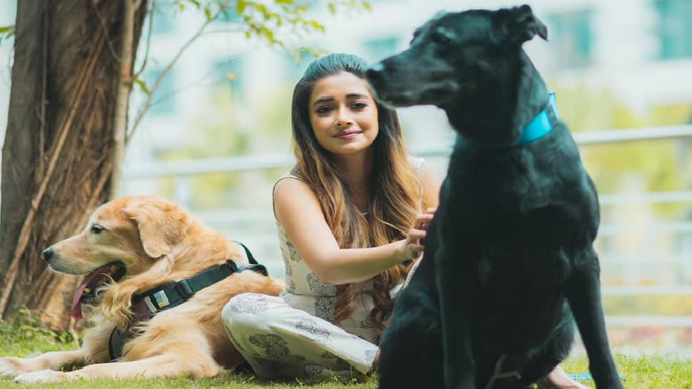 RIP Rani: 5 Times Tina Datta and her pets gave us pawwdorable moments!