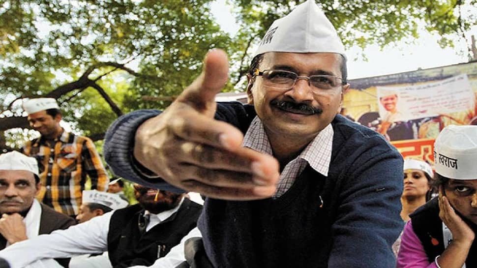 Punjab mein COMEDIAN&#039;, Gujarat mein &#039;ANCHOR&#039;: Is Arvind Kejriwal trying to change the DNA of politics in India?